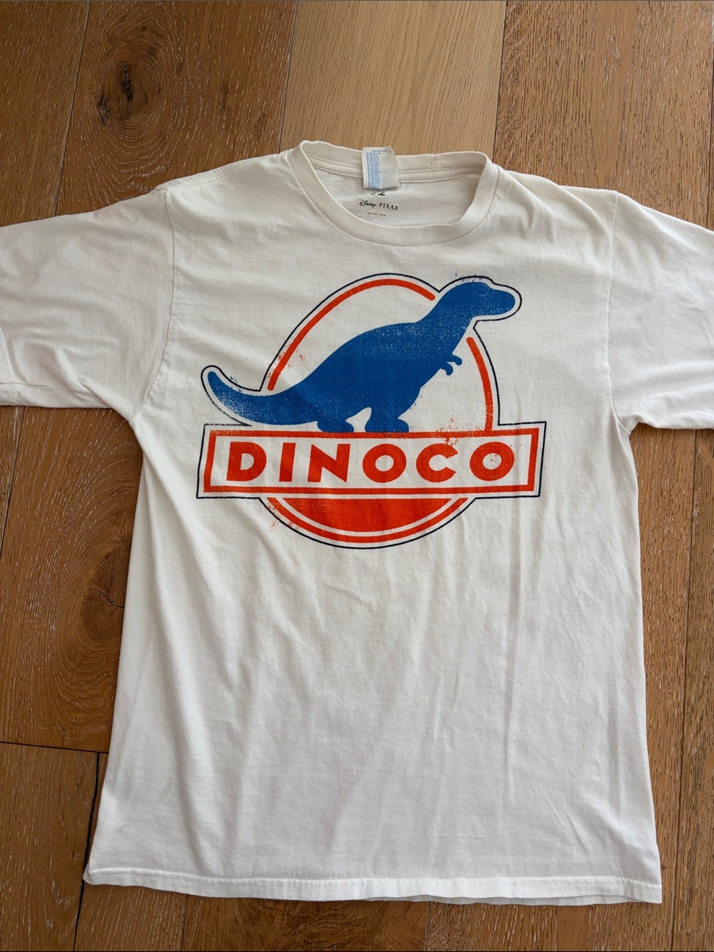 DINOCO white t-shirt from Disneyland (SM)